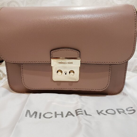 Michael Kors cross body handbag(Natural/ Light pink) - Picture 1 of 13